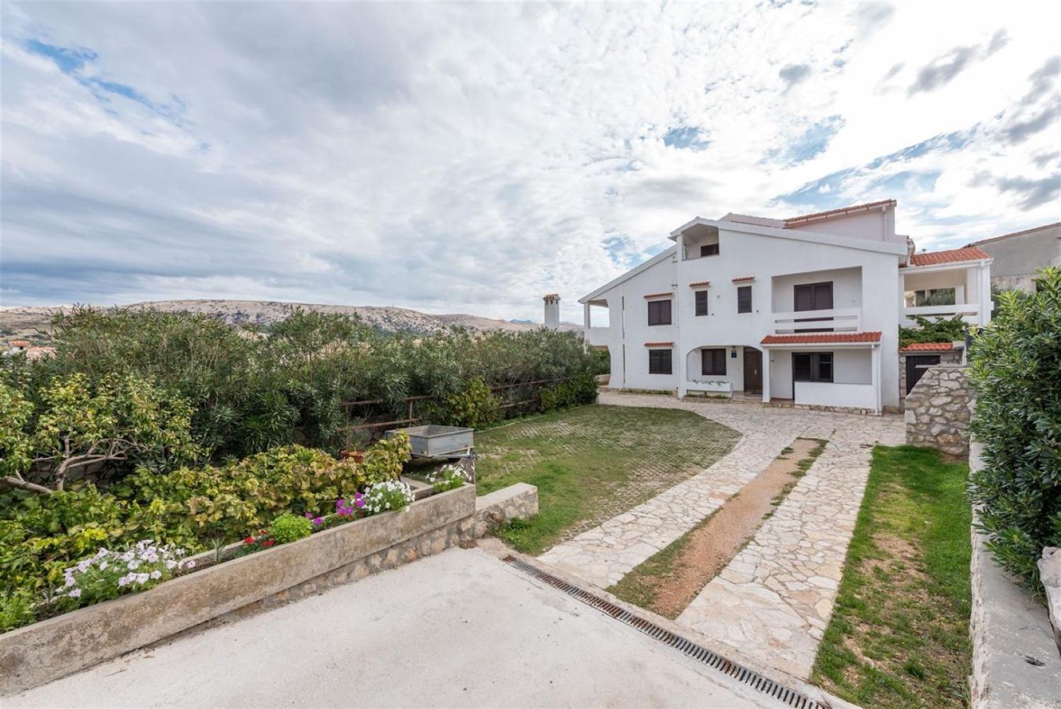 Apartments Mate - Free Parking Pag Town Exterior foto